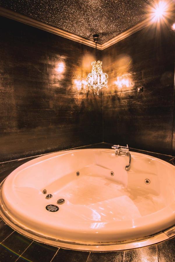 Ruby Rooms Kifisia - Adults Only Atene Esterno foto