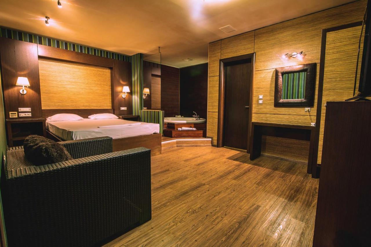 Ruby Rooms Kifisia - Adults Only Atene Esterno foto