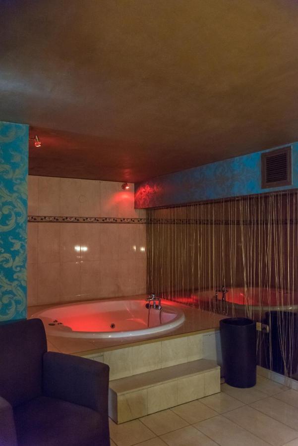 Ruby Rooms Kifisia - Adults Only Atene Esterno foto