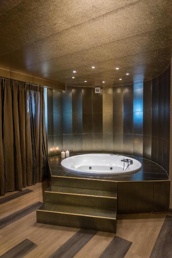 Ruby Rooms Kifisia - Adults Only Atene Esterno foto